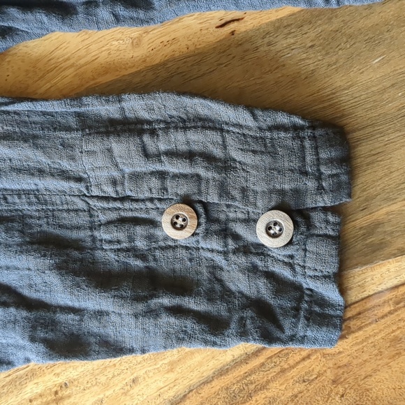 Linen Slate Grey relaxed long sleeve button down - Picture 5 of 6